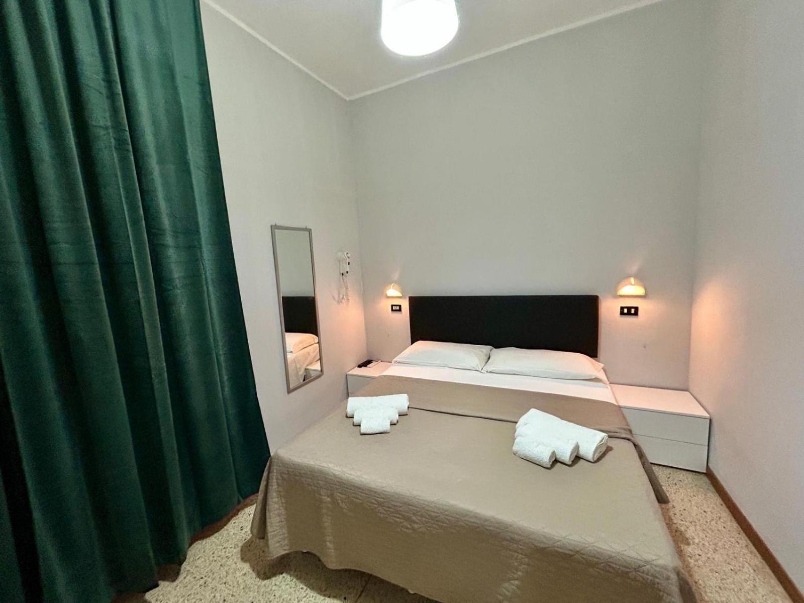 Hotel La Pergola Bellaria-Igea Marina Bagian luar foto